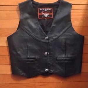 Interstate leather women's size medium snap leather vest